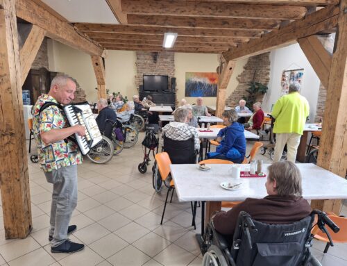 Hudební dopoledne s harmonikou